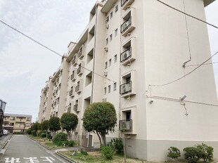 御園団地6号棟の物件外観写真